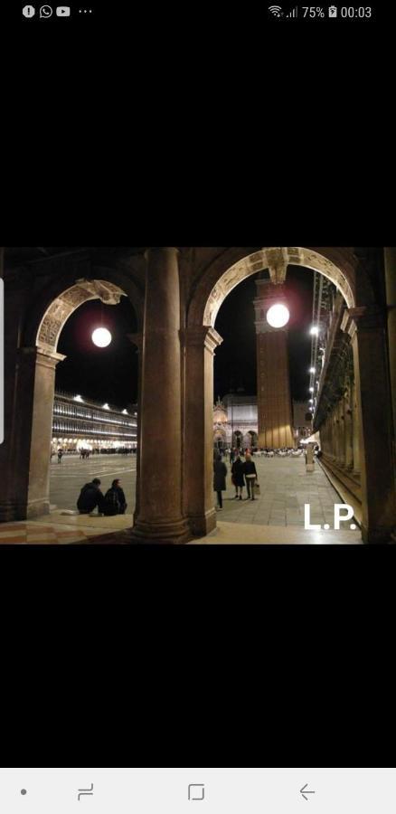 Large Top 3 Rooms Flat Central Rialto Venecia Exterior foto